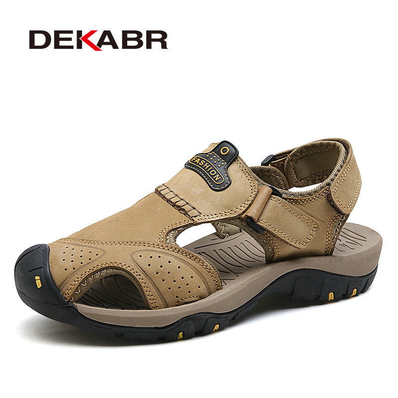 Mens Outdoor Trekking Sandals Summer Breathable Flat Light Fashion Beach Shoes Genuine Leather Luxury Men Sandals